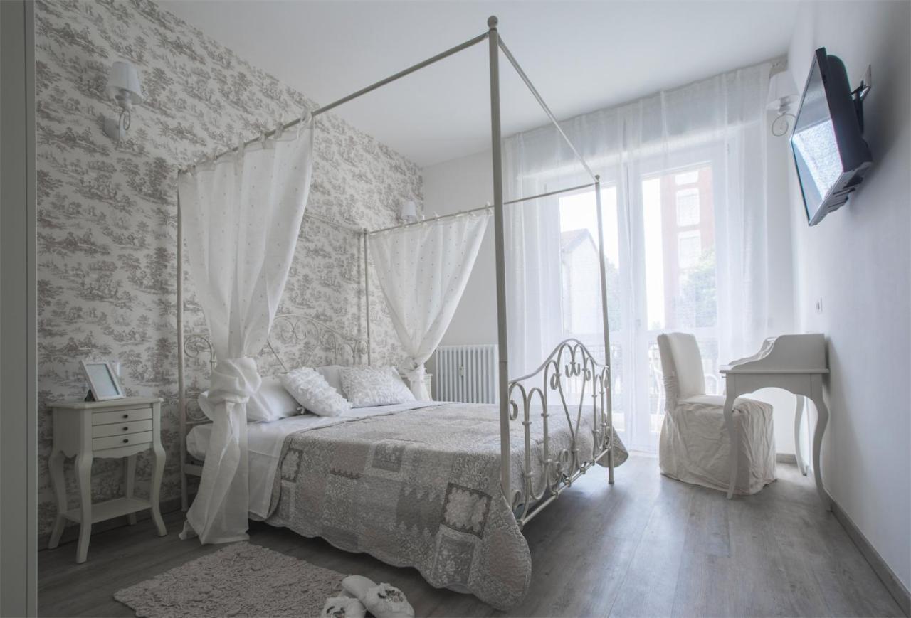 Lilly Chic Monza Bed and Breakfast Exterior foto